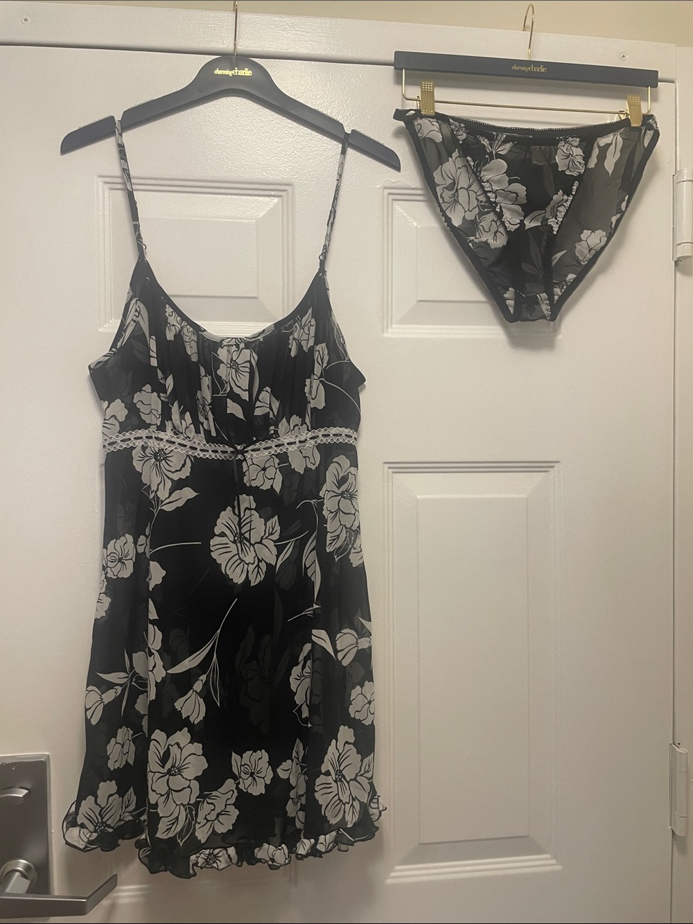 Secret Treasures Black & White Floral Lace-Trim Chemise with Matching Brief